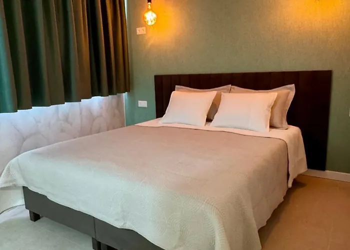 Las Americas Ponderosa Apartment